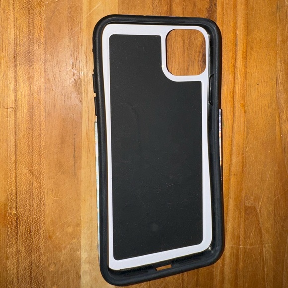 Mermaid Scale iPhone 11 Pro Max case with Captain America Ring Holder - Picture 2 of 3